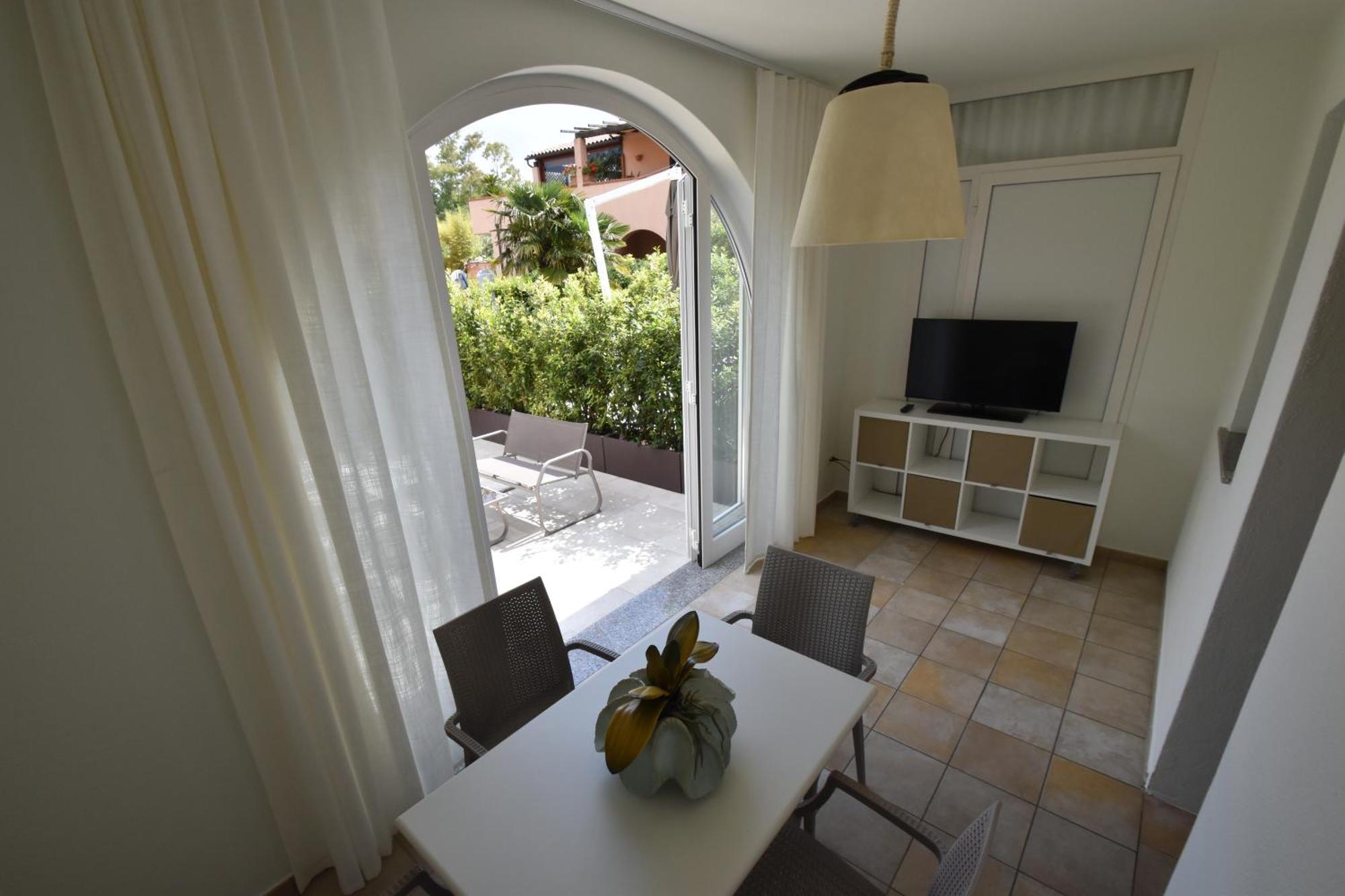 Apartment Villaggio Eden - Clima, Parcheggio E Spazio Esterno Privato *
